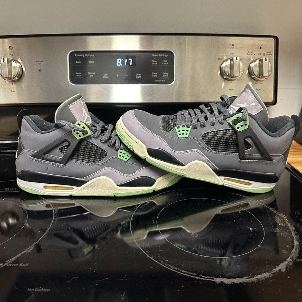 Jordan Retro 4’s
